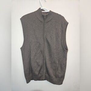Mantles Knit Sweater Vest Top Shirt Turtleneck Sleevelesss. Unisex 
Medium L
